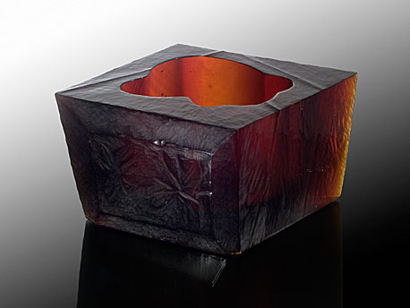 VIA APPIA, mould-melted glass, cut, 14 × 18 × 21 cm, 2006
foto J Šolc
